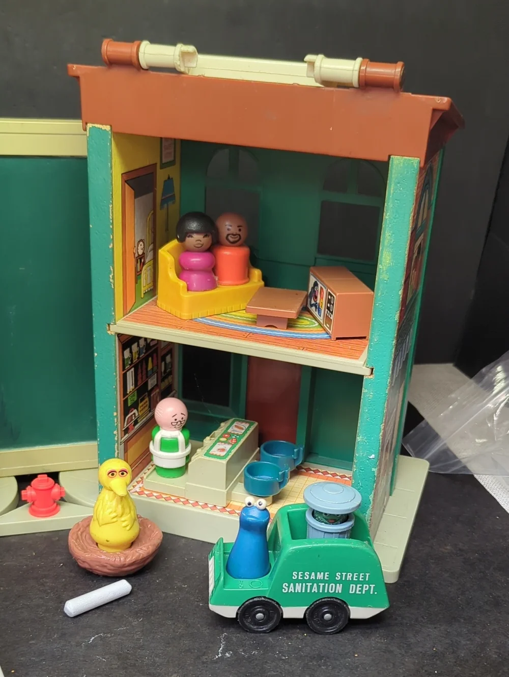 #14)1974 Fisher Price Play Family Sesame Street Little People #938 Hooper's Apt.